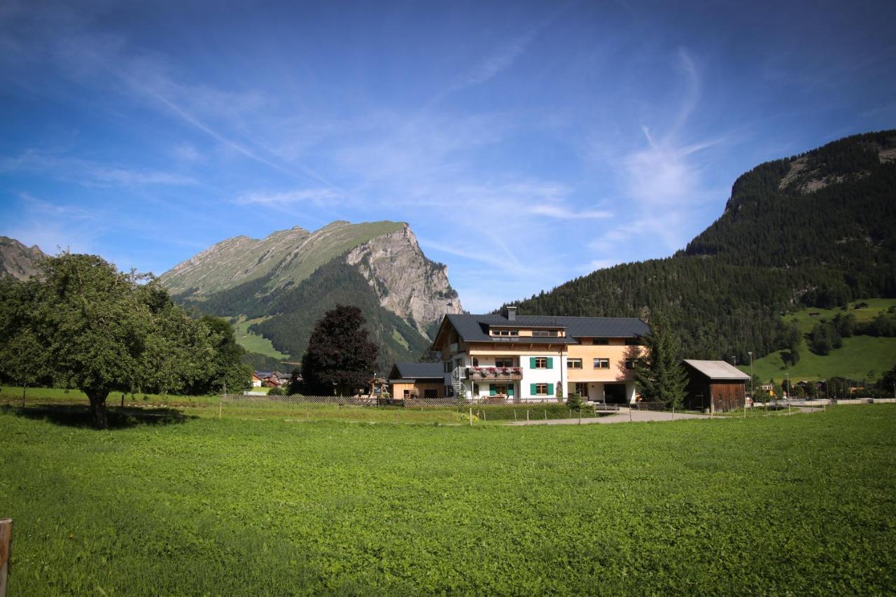 Haus Bergquell Apartamento Au (Vorarlberg) Exterior foto